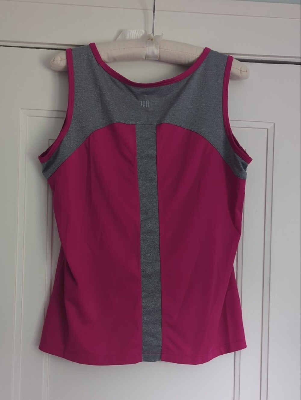 Tail Bright Pink Women's Skort Set with Gray Trim - Picture 5 of 6